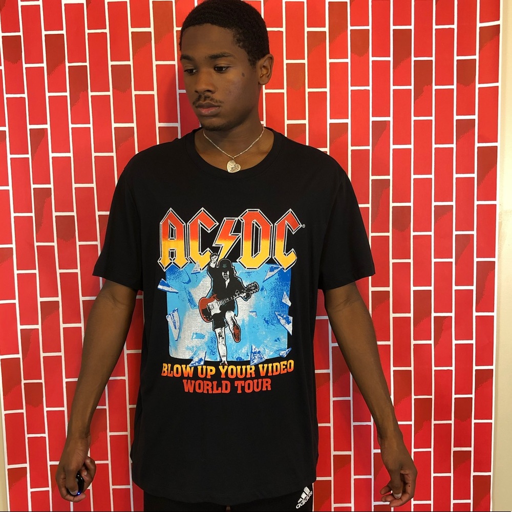 AC/DC blow up your video world tour shirt